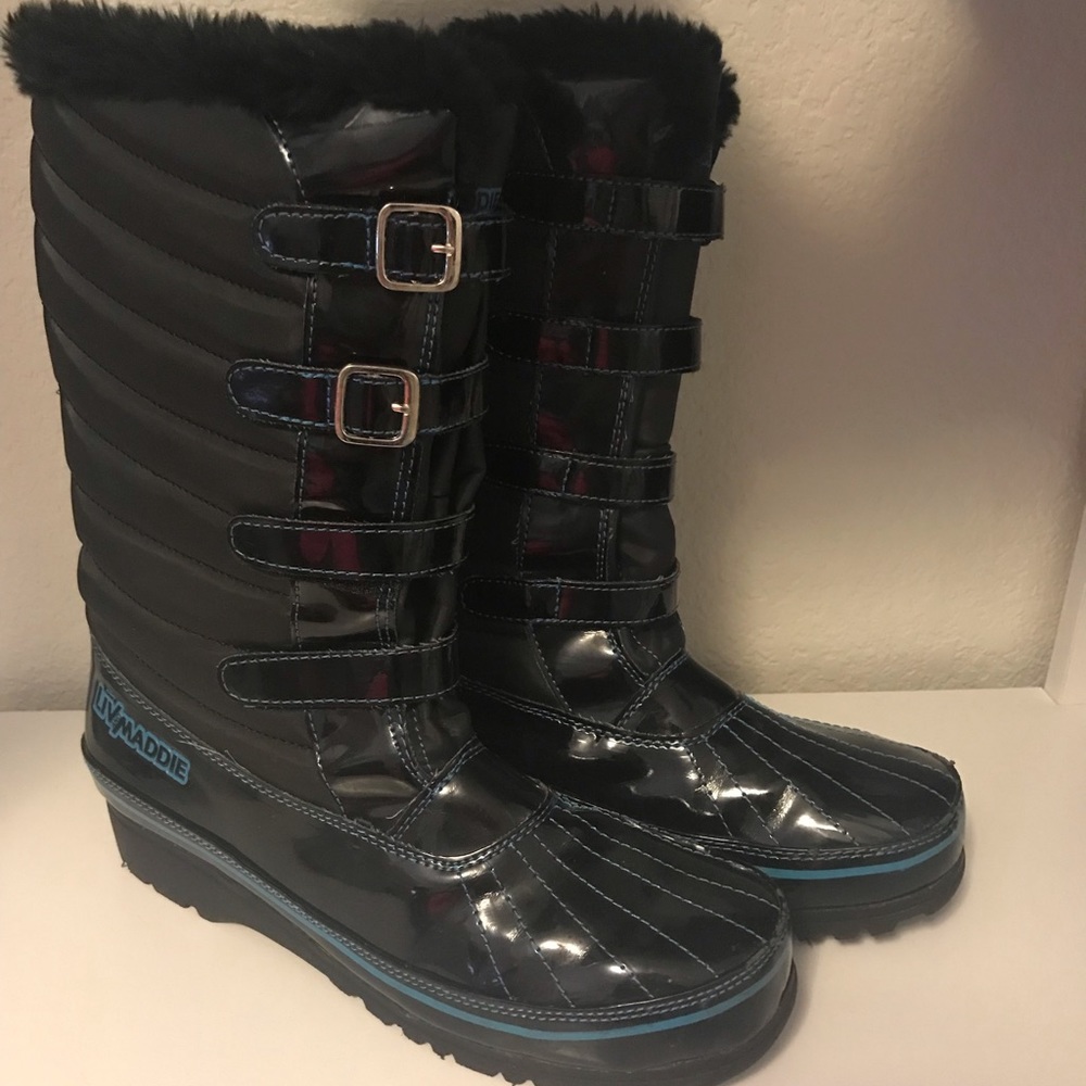 ❣️Disney Liv and Maddie boots❣️